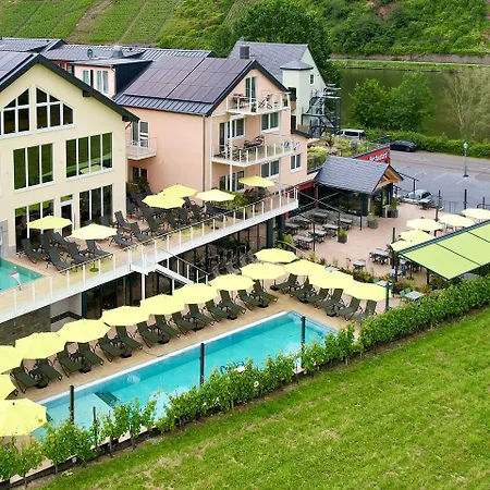 Mosel Village