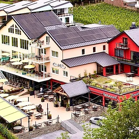 Mosel Village Ellenz-Poltersdorf