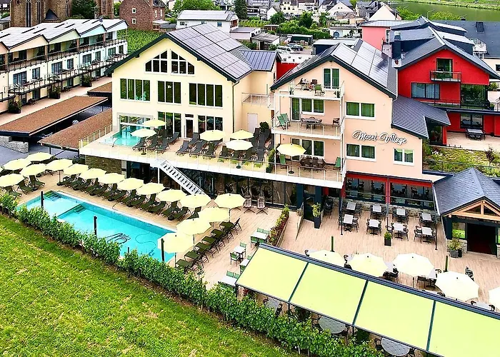 Mosel Village Ellenz-Poltersdorf